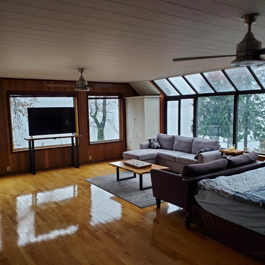 Вилла Royal Harrison Retreat Харрисон-Хот-Спрингс Экстерьер фото